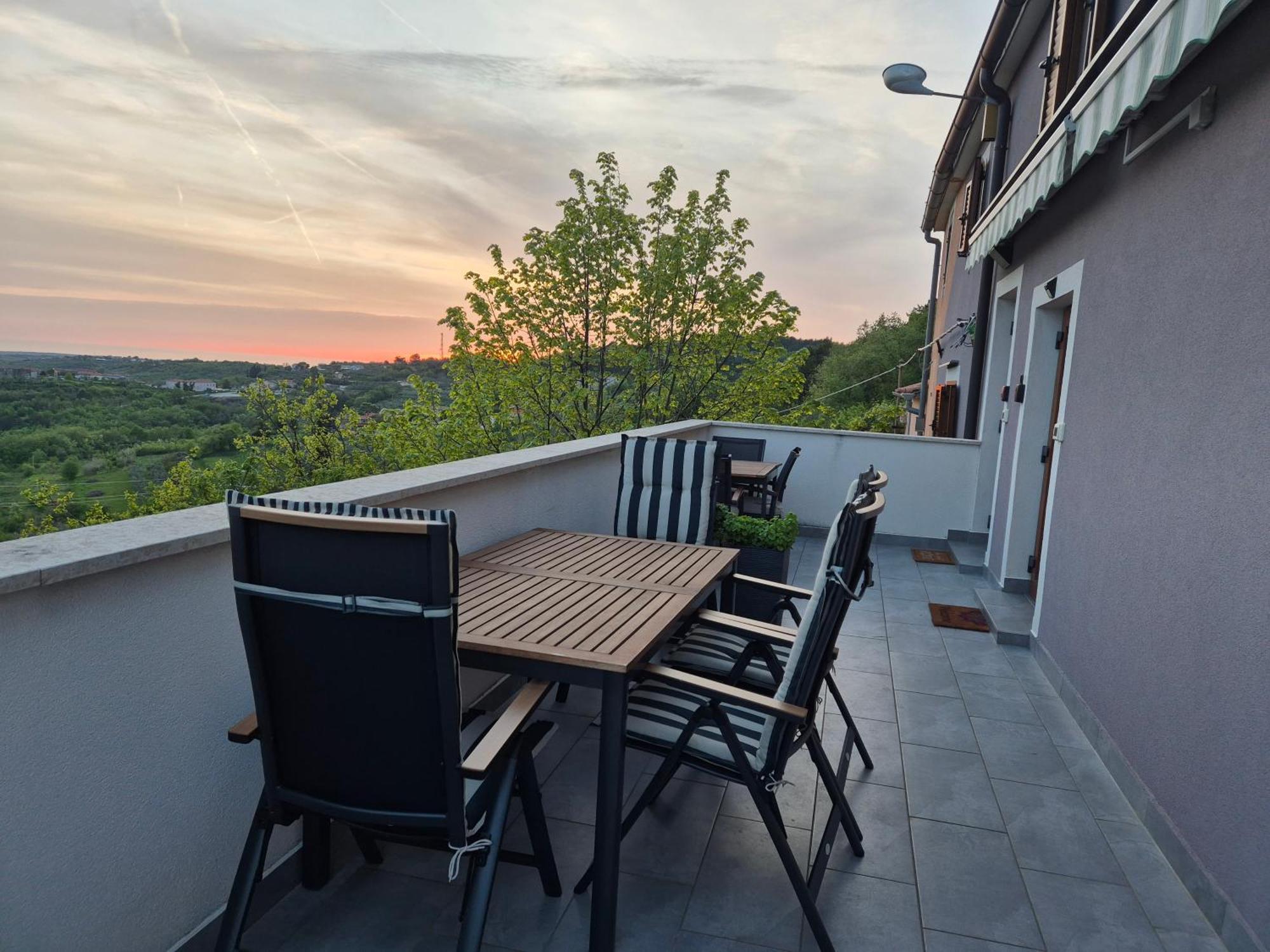 Apartment Bellavista Groznjan Exterior photo